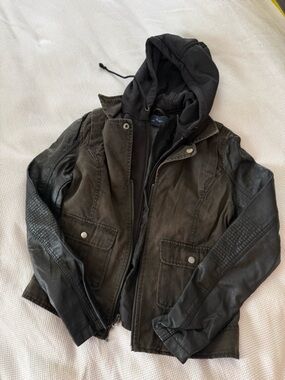 American Eagle Outfitters Olive Green Jacket with Black Sleeves and Hood